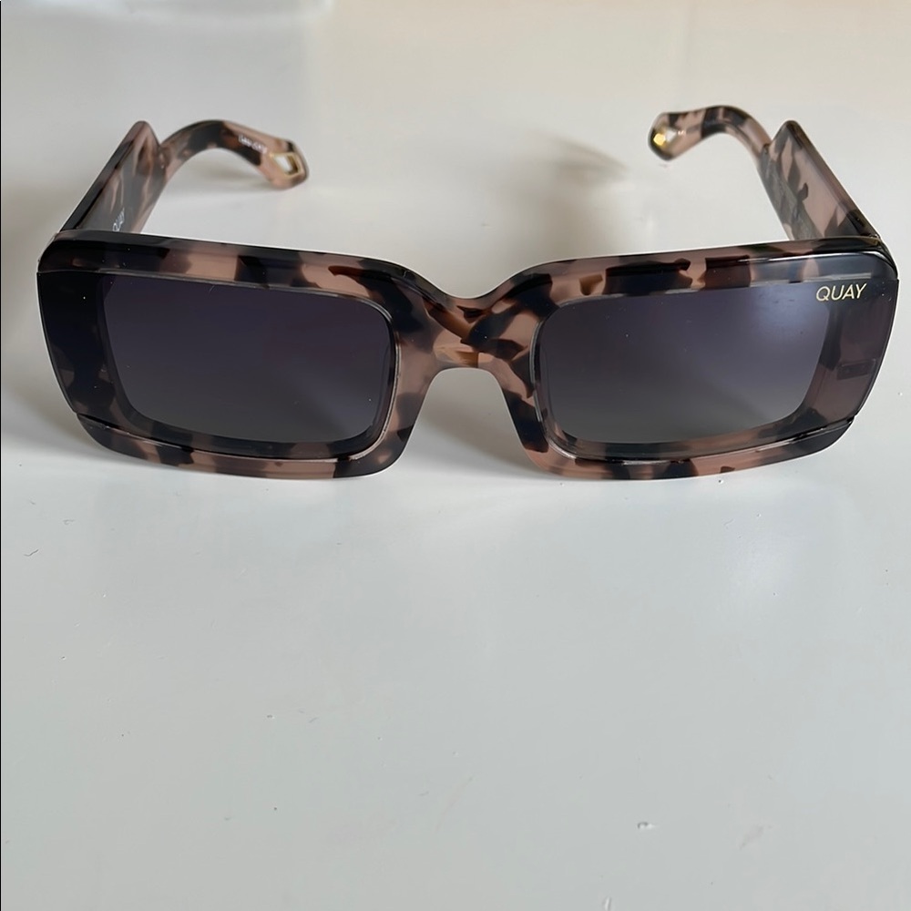 Quay Australia Polarized New Money Pink Tortoiseshell Sunglasses